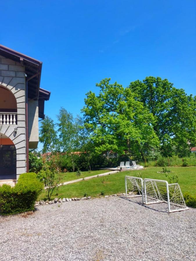 Vacation Home Keskic Velika Gata Exteriör bild