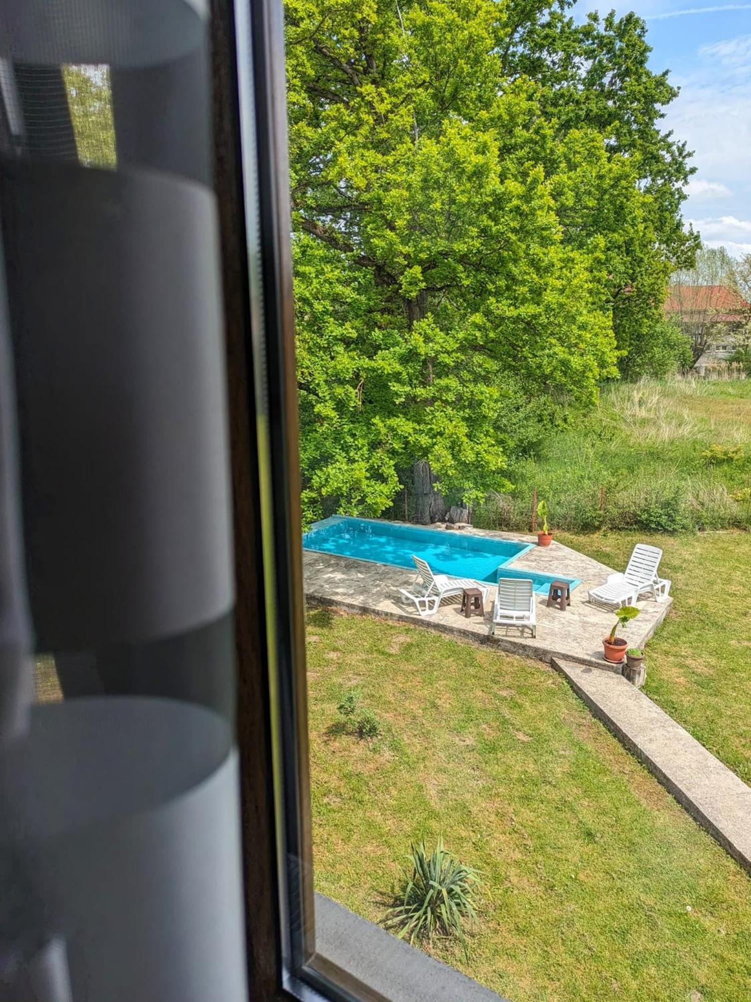 Vacation Home Keskic Velika Gata Exteriör bild